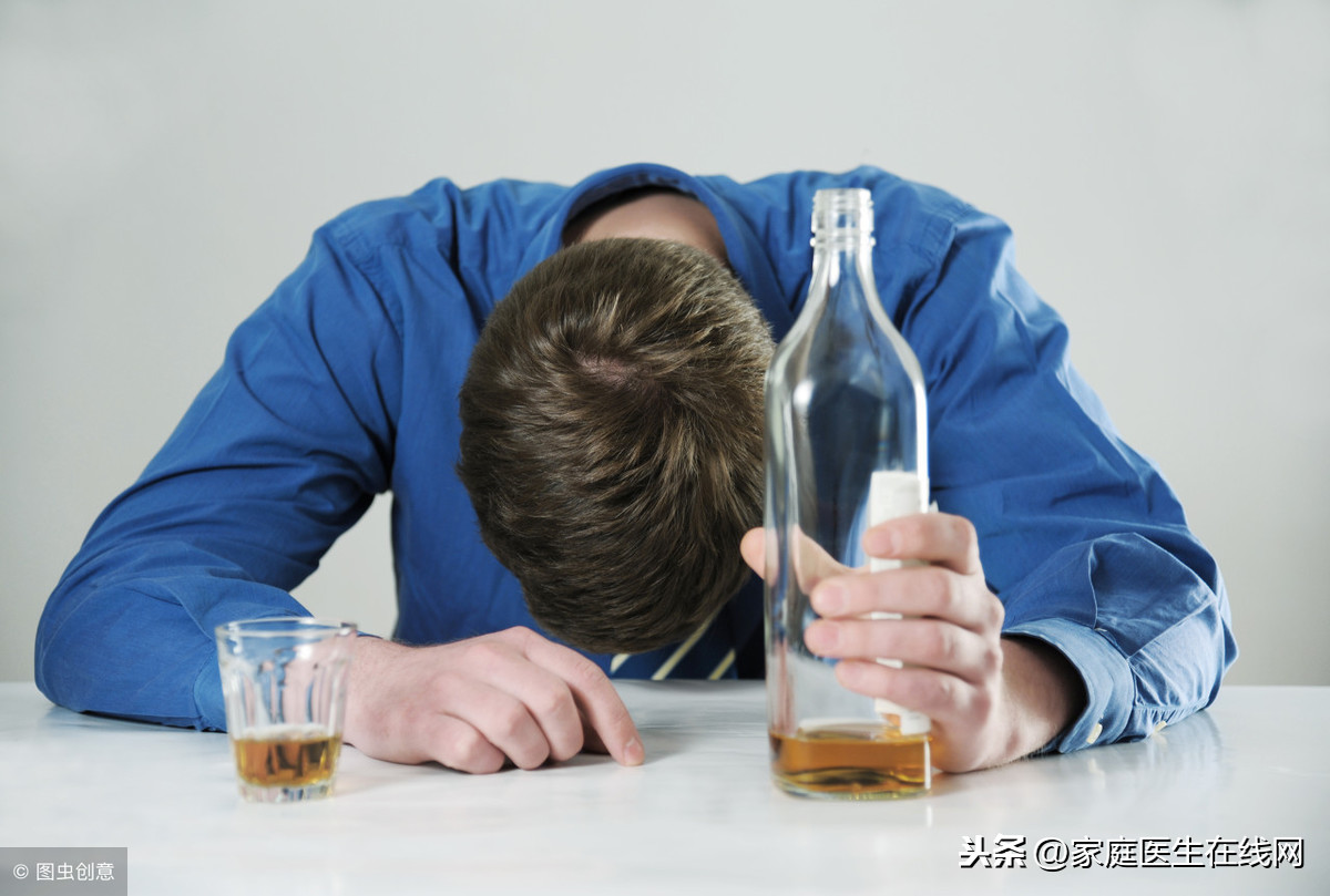 悲伤一个人喝酒的图片 喝酒图片伤感真实 - 第 3 | 犀牛图片网